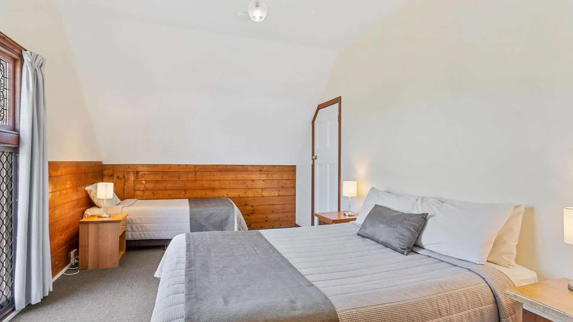 Riverfront Motel & Villas Hobart
